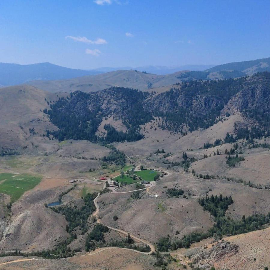 Вілла Twin Peaks Guest Ranch Salmon Екстер'єр фото
